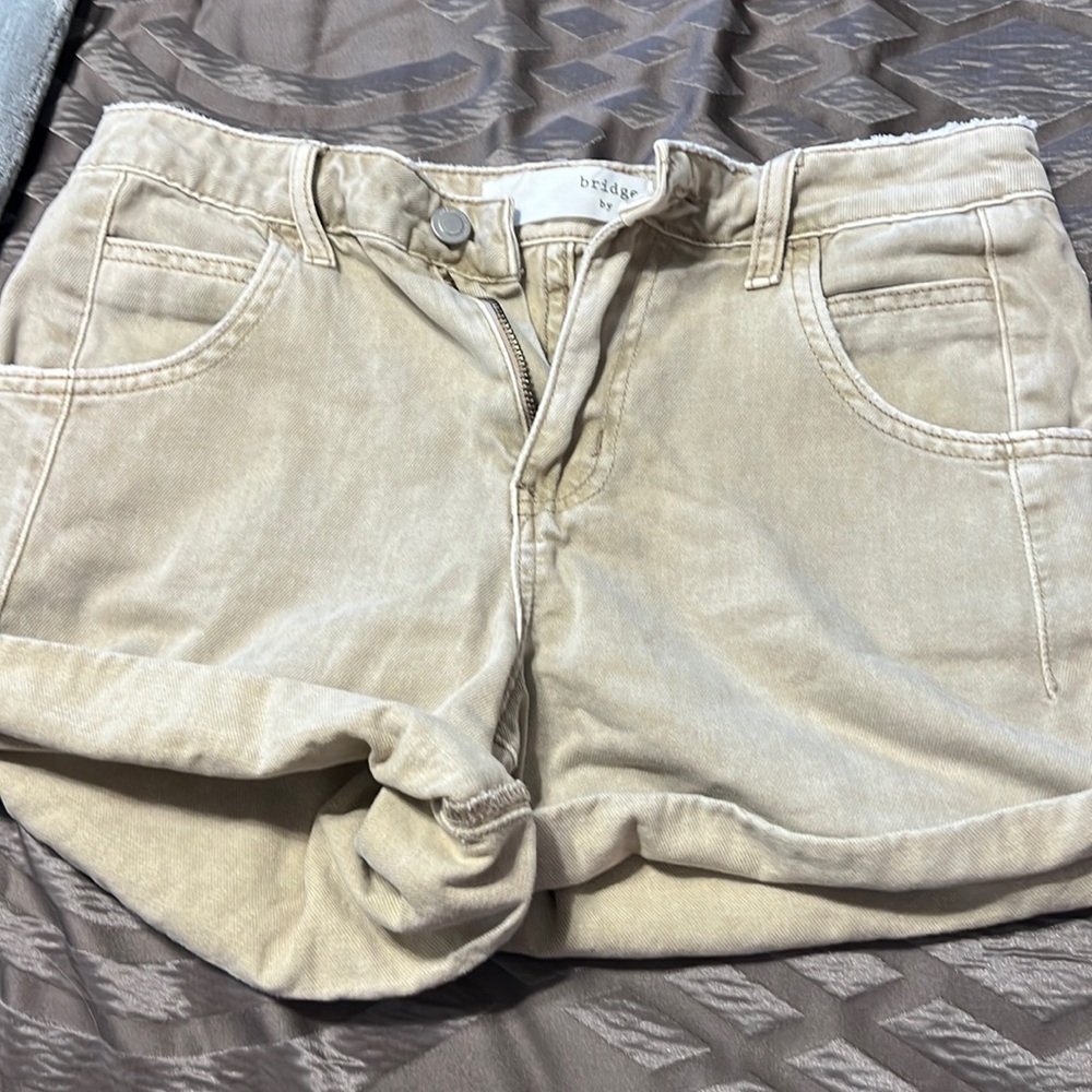 Khaki Bridge by Gly Jean Shorts